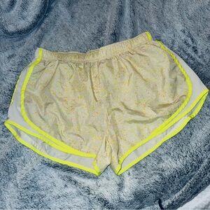 EUC Nike 3” Tempo Running Shorts-Yellow/Orange Splatter-Women’s XL